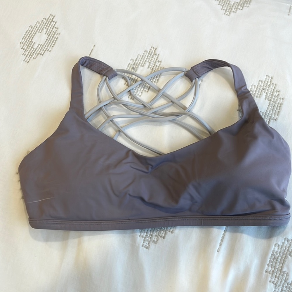Lululemon free to be wild bra size 10